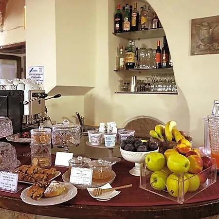 San Michele Szálloda 3*