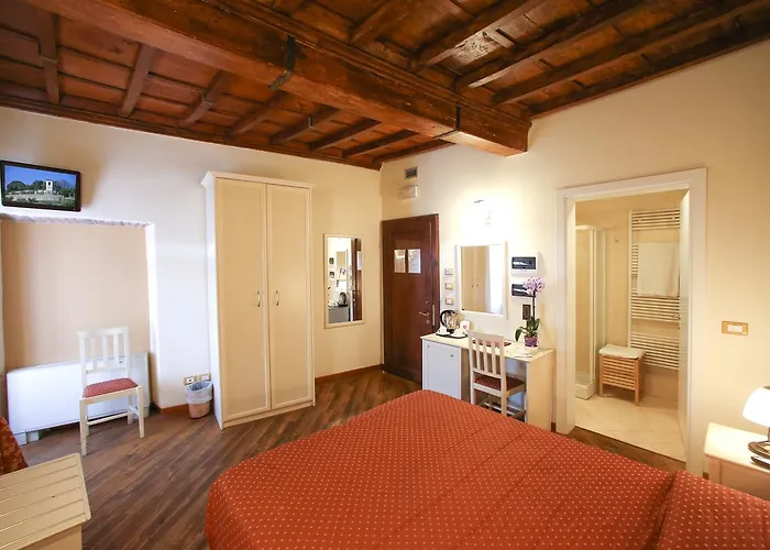 Ξενοδοχείο San Michele 3*